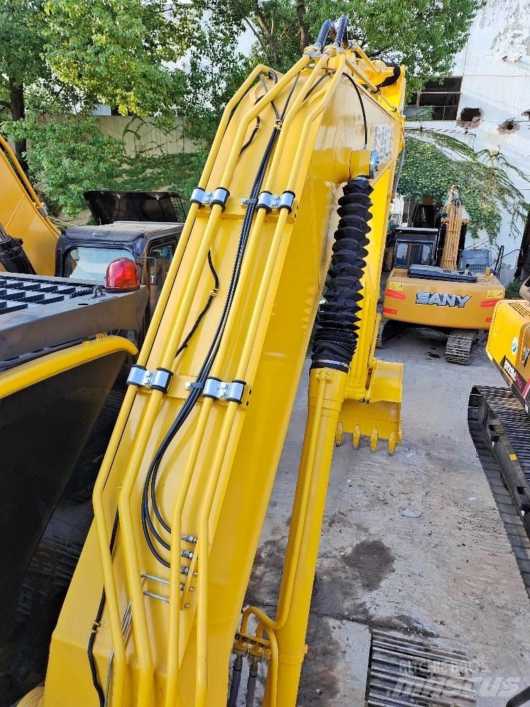 Komatsu PC 200-8 Raupenbagger
