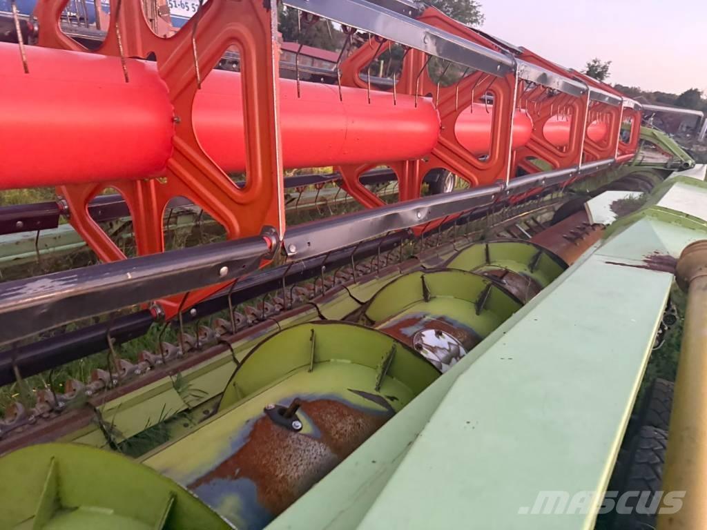 CLAAS S 750 Erntevorsätze
