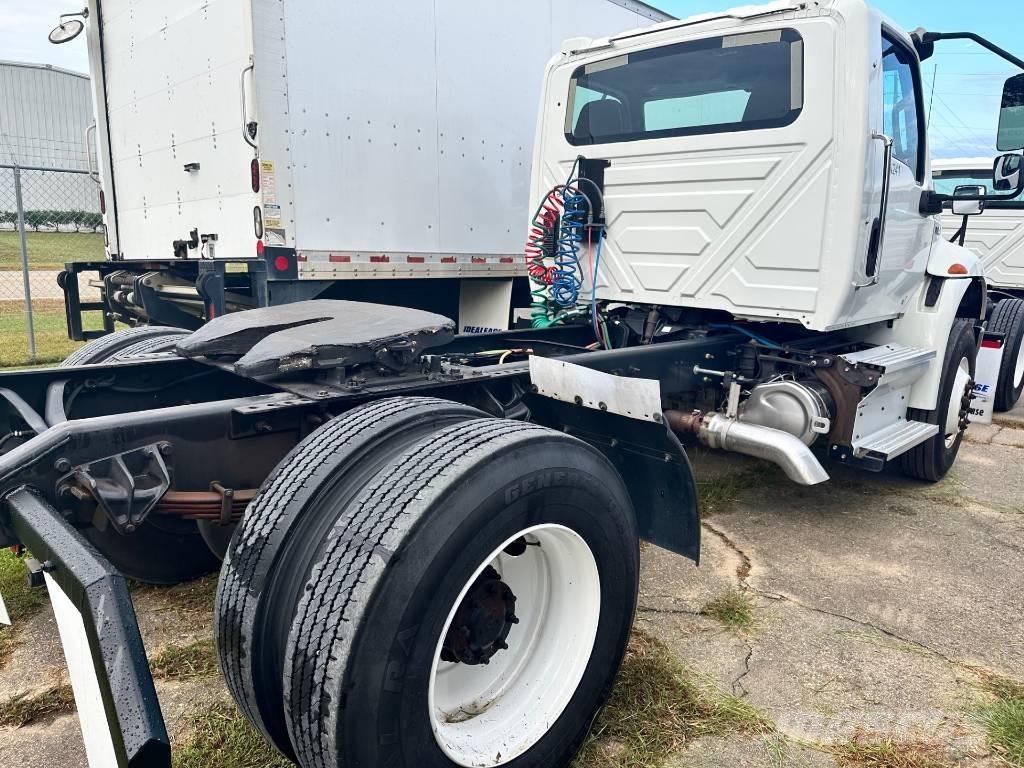 International MV607 Sattelzugmaschinen