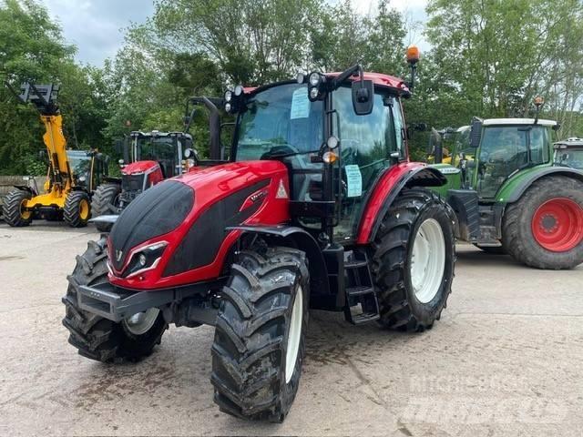 Valtra A 115 MH4 Traktoren