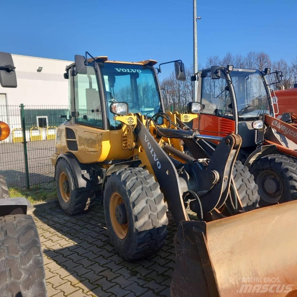 Volvo L 28 F Radlader