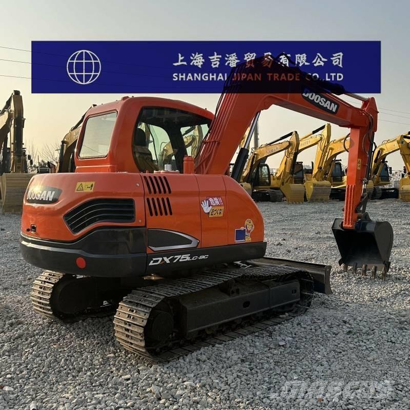 Doosan DX 75 Midibagger  7t - 12t