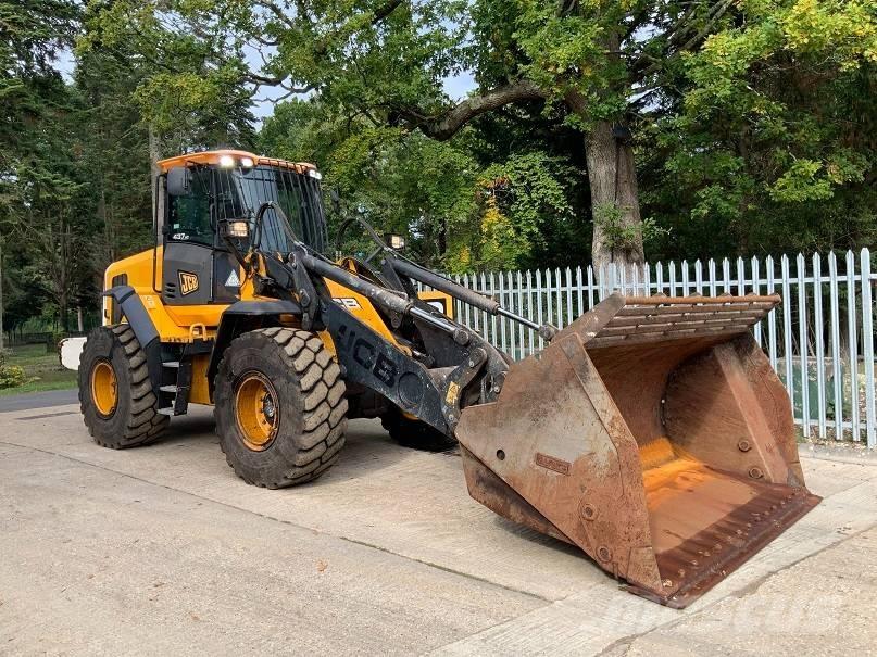 JCB 437 HT Radlader