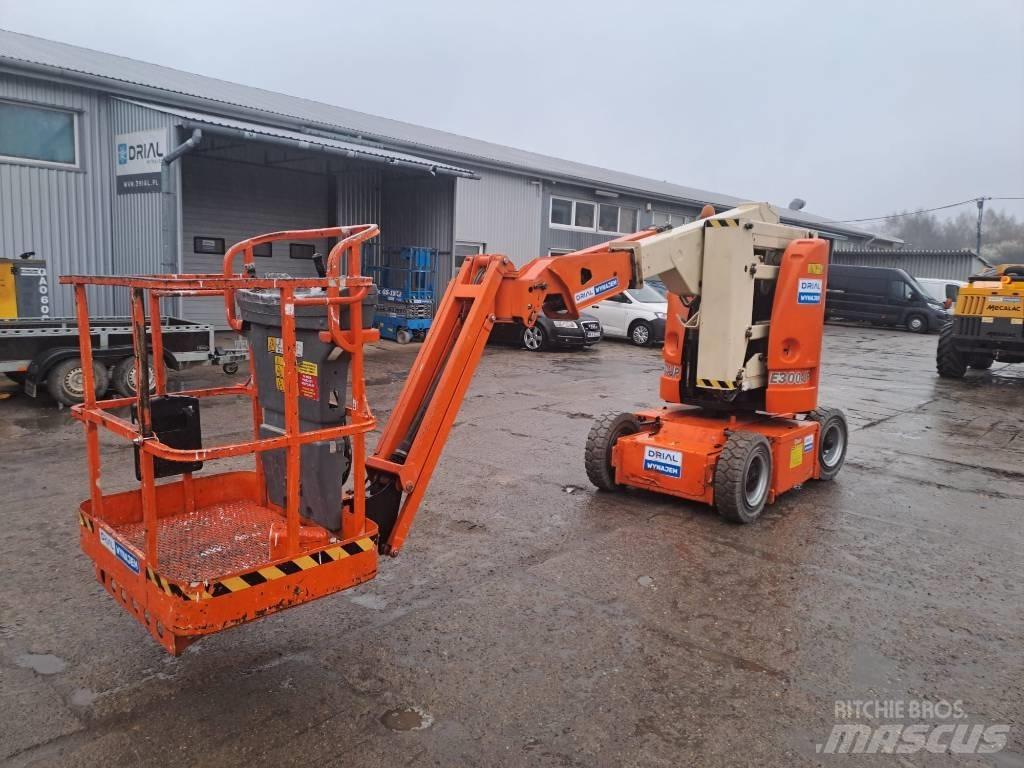 JLG E 300 AJP Gelenkteleskoparbeitsbühnen