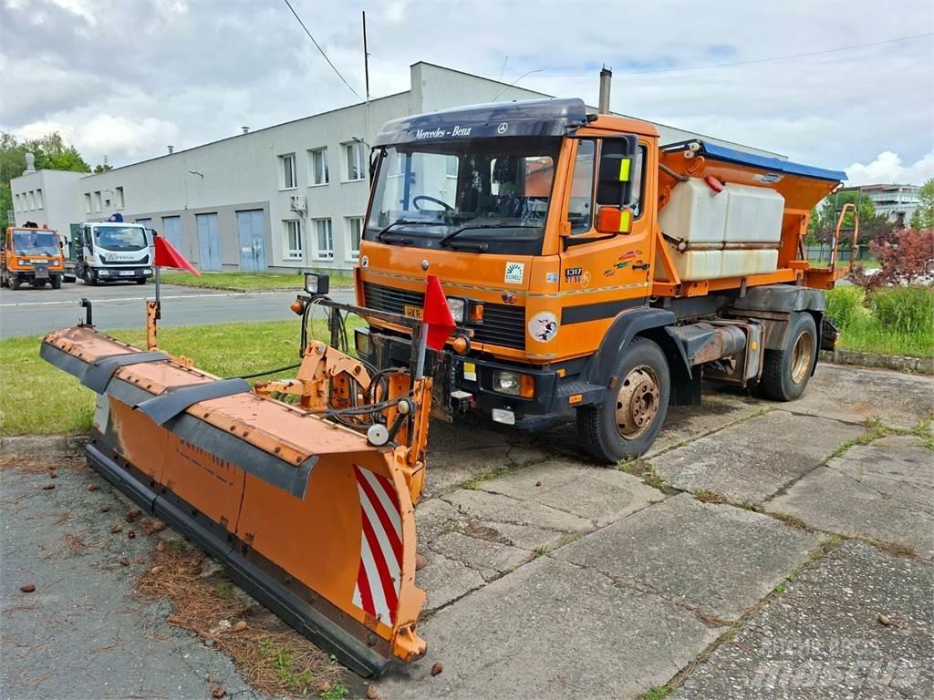 Mercedes-Benz 1317 Wechselfahrgestell