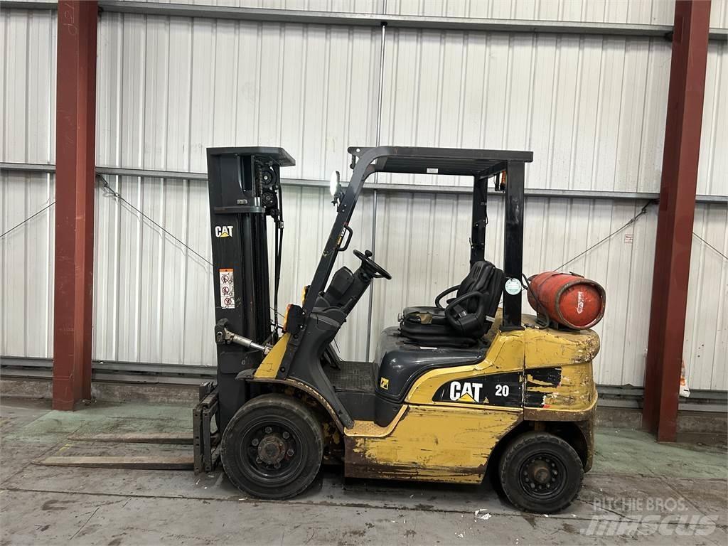 CAT GP25NT Gasstapler
