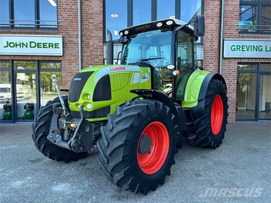CLAAS Arion 640 Traktoren