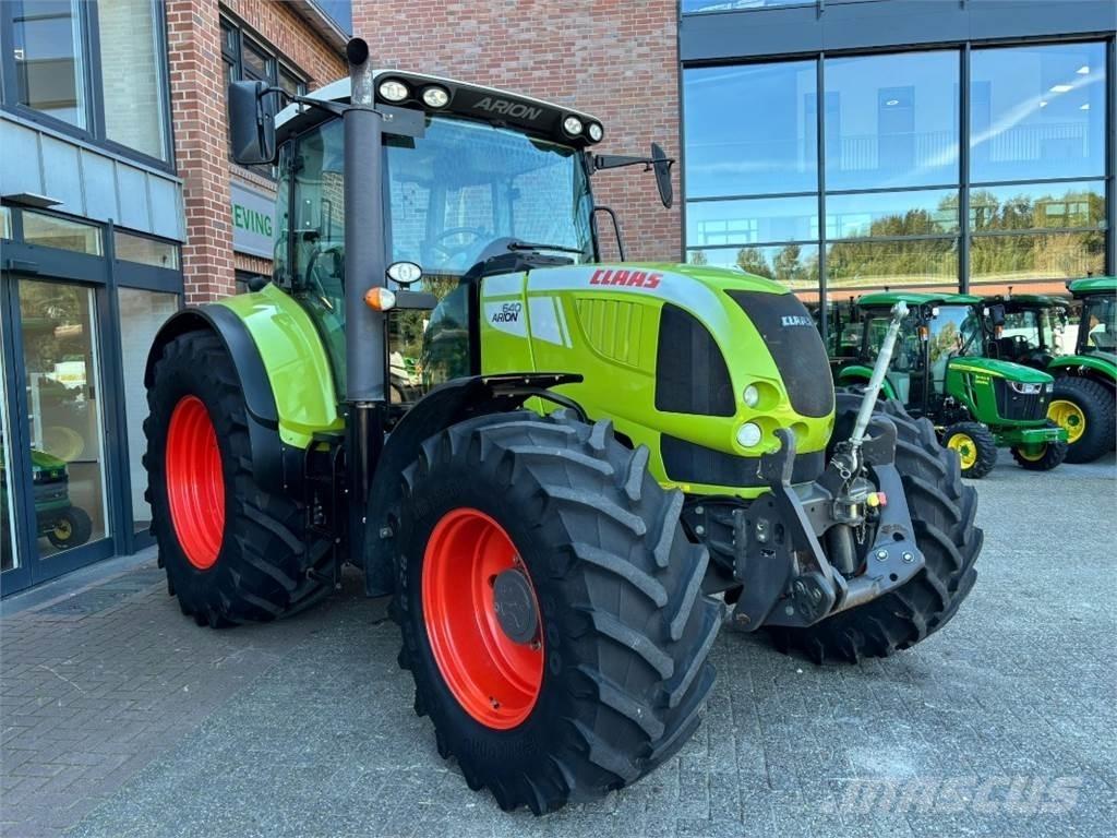 CLAAS Arion 640 Traktoren