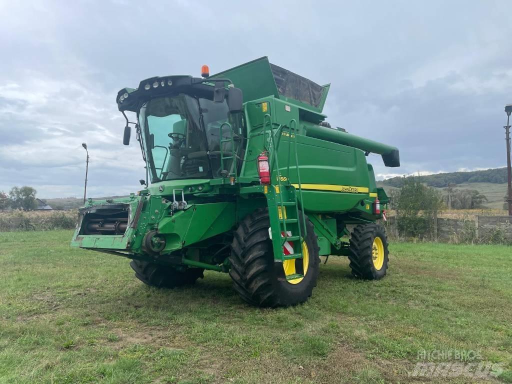 John Deere W 660 Mähdrescher