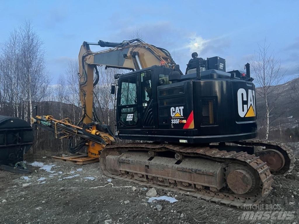 CAT 335 F L CR Oberflächenbohrgeräte
