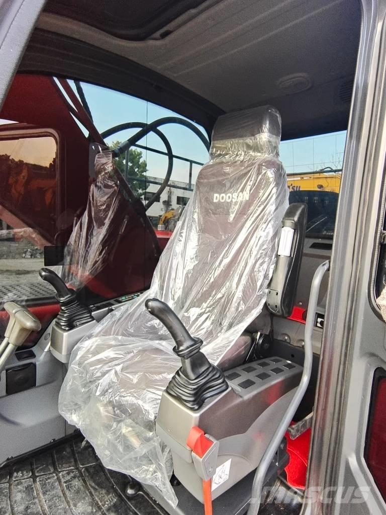 Doosan DX 225LC-9C Raupenbagger