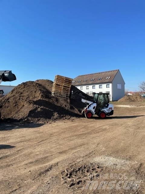 Bobcat L28 Radlader