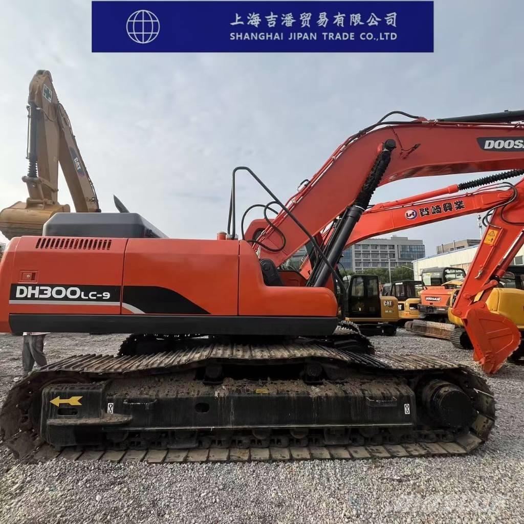 Doosan DH 300 Raupenbagger