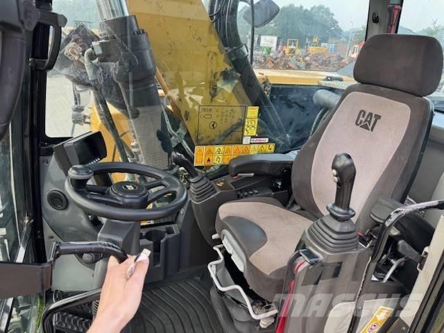 CAT M 320 F Mobilbagger