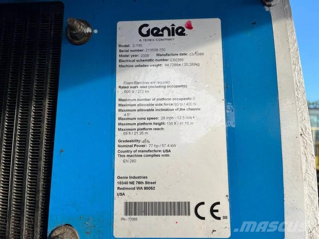 Genie Z-135 Gelenkteleskoparbeitsbühnen