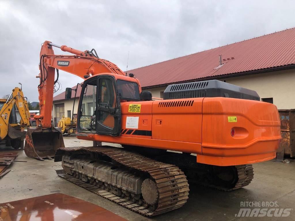 Doosan DX 340 LC Raupenbagger