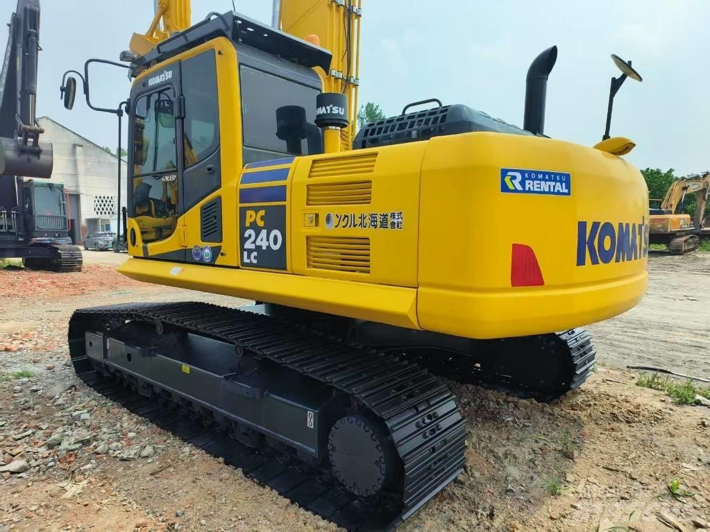 Komatsu PC 240-8 Raupenbagger