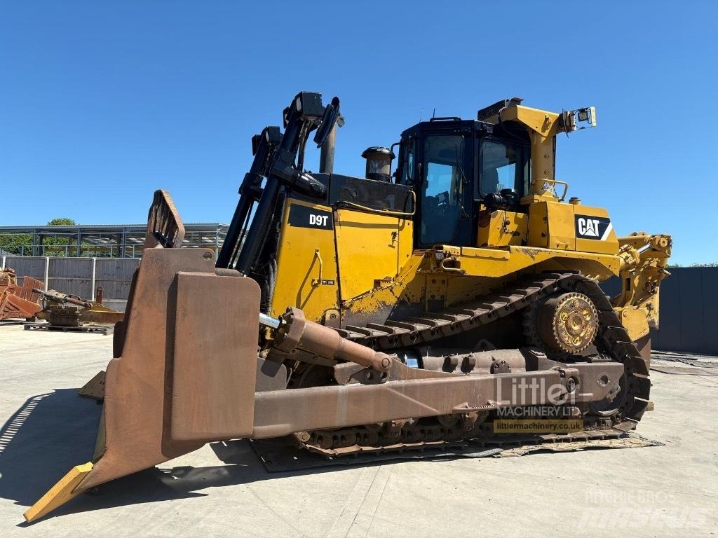 CAT D 9 T Bulldozer