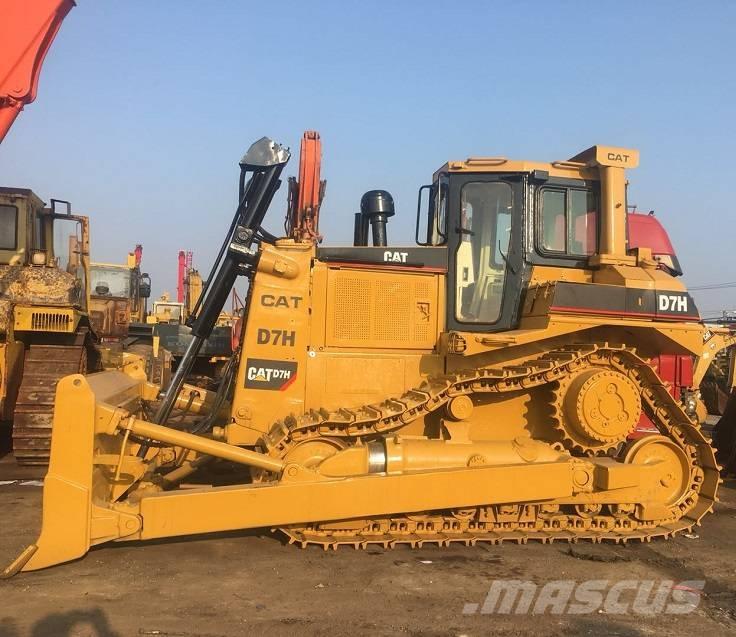 CAT D 7  H Bulldozer