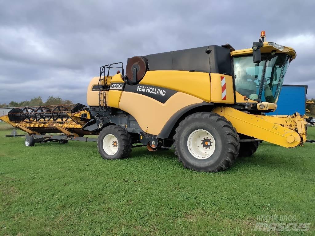 New Holland CX 860 Mähdrescher