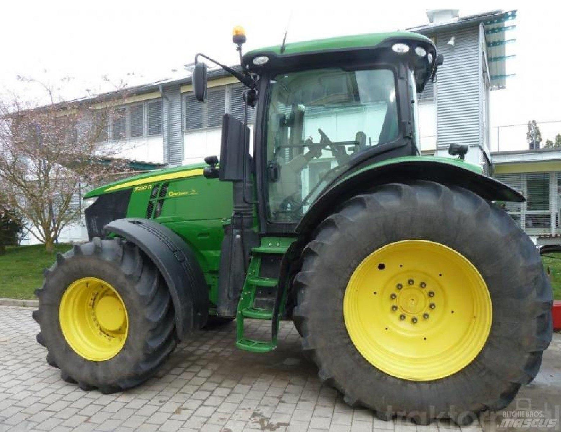 John Deere 7230R Traktoren