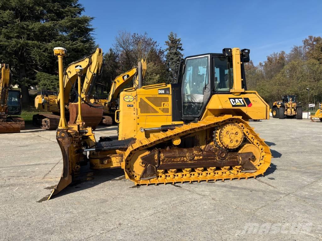 CAT D 6 N XL Bulldozer