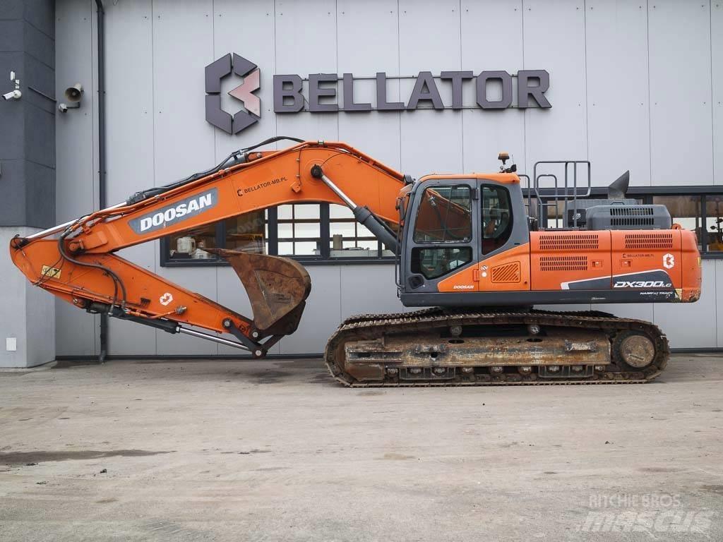 Doosan DX 300 LC-5 Raupenbagger