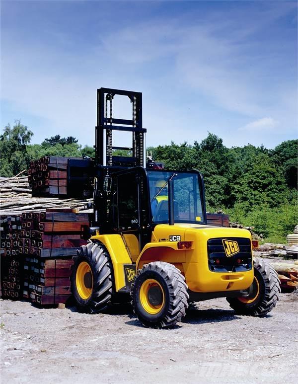 JCB RTFL 930 Geländestapler