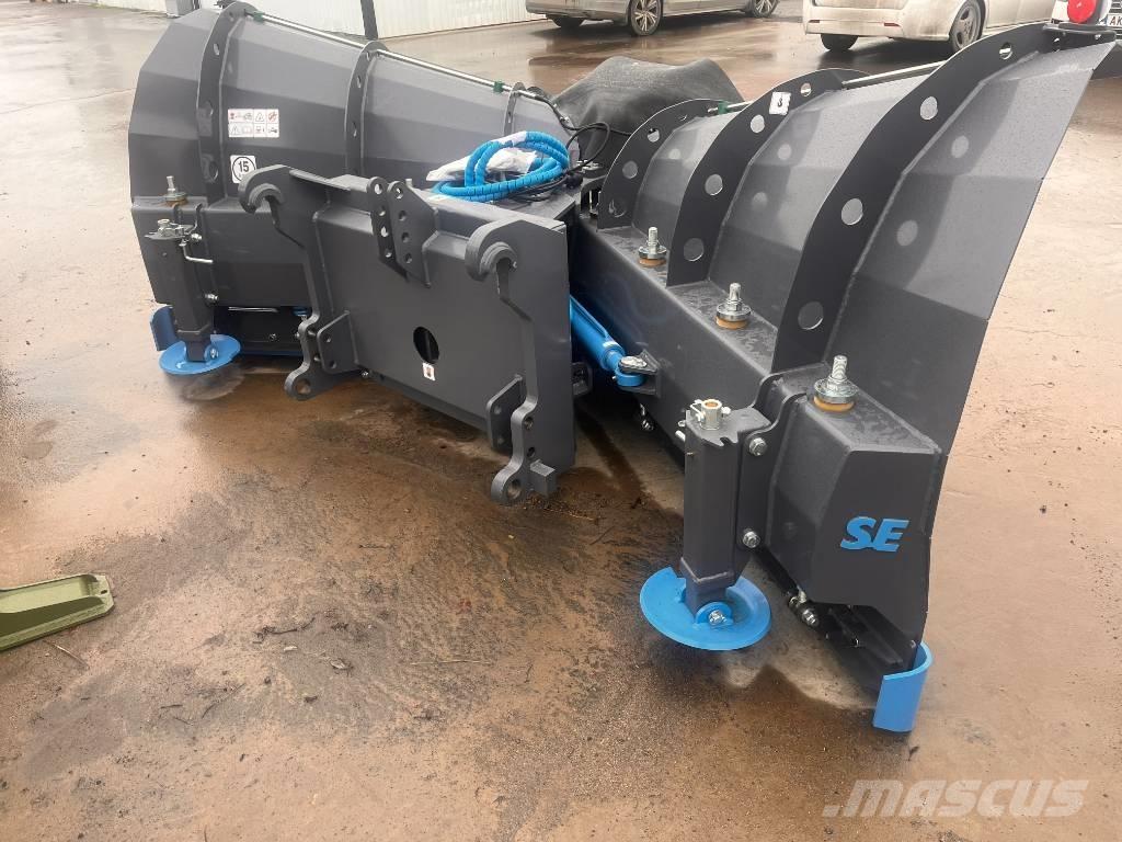 SE Equipment  Vikplog Schneeschilde und -pflüge