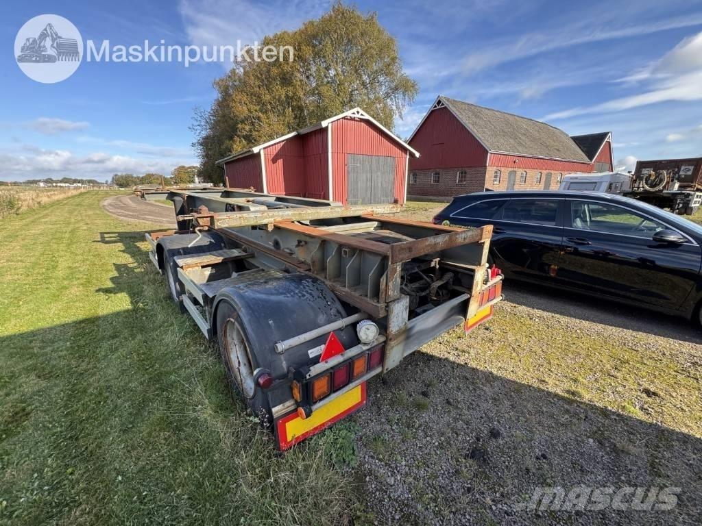 KT Tjörn Linktrailer Containerauflieger