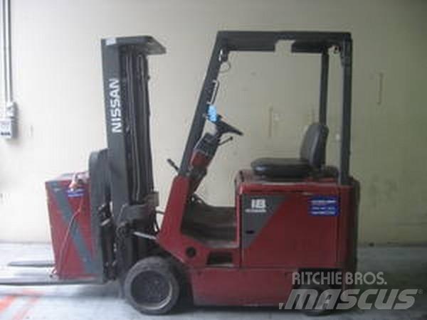 Nissan CM01 Elektrostapler