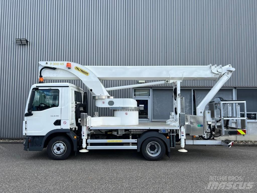 Palfinger P 300 KS LKW-Arbeitsbühnen