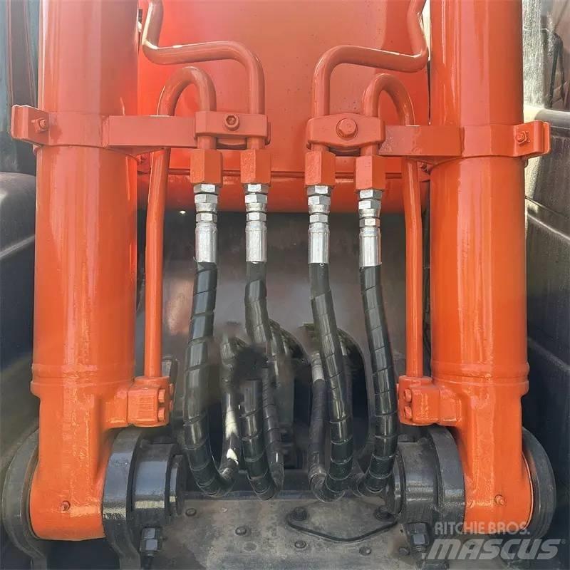 Hitachi ZX 130 Raupenbagger