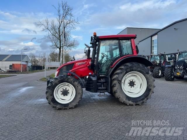 Valtra N123 Hitech5 Traktoren