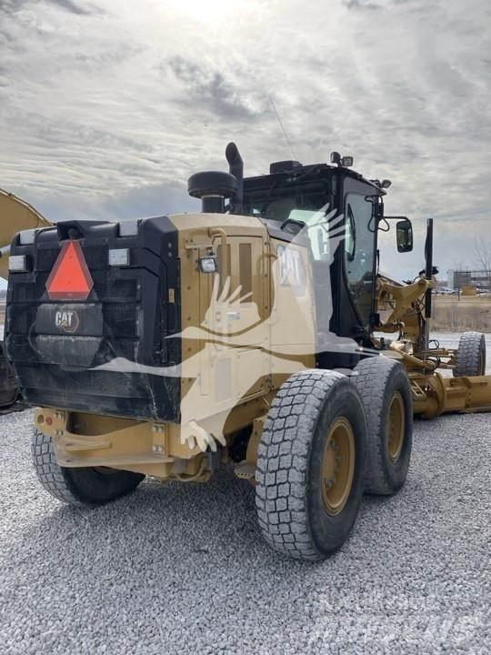 CAT 140 Grader
