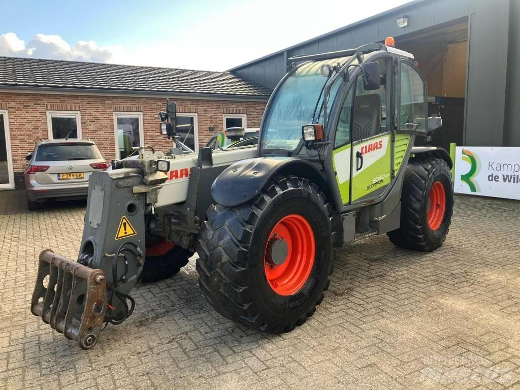 CLAAS Scorpion 9040 Teleskoplader für Landwirtschaft