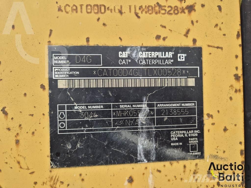 CAT D 4 G Bulldozer