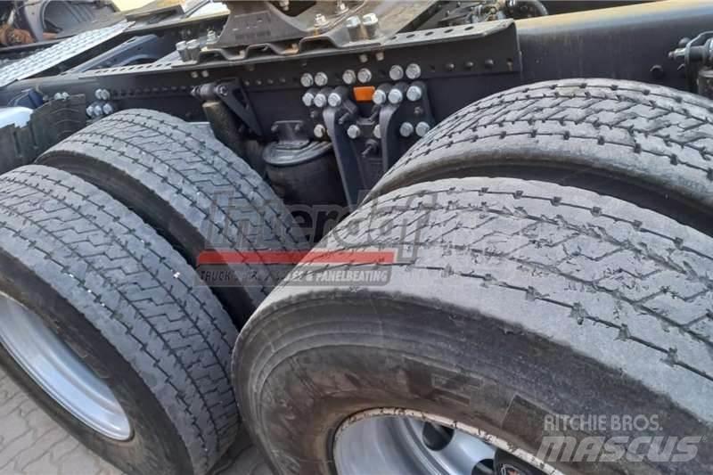 Scania G460 Andere Fahrzeuge