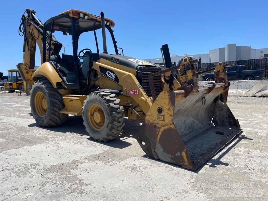 CAT 420E Baggerlader