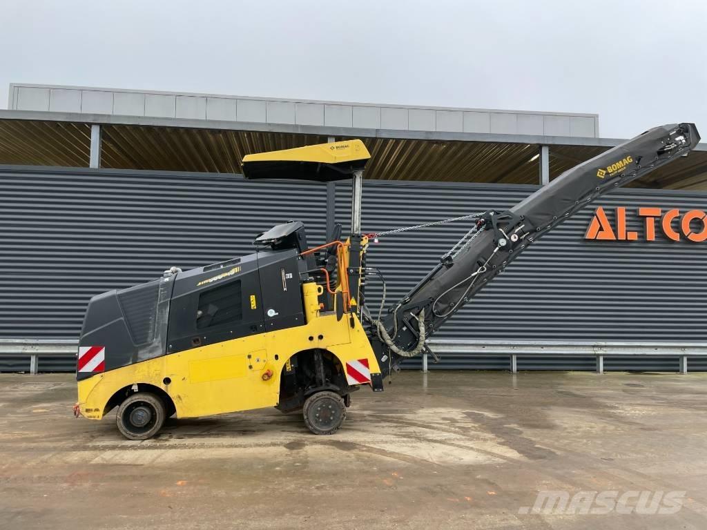 Bomag BM 500/15-2 Asphaltfräsen