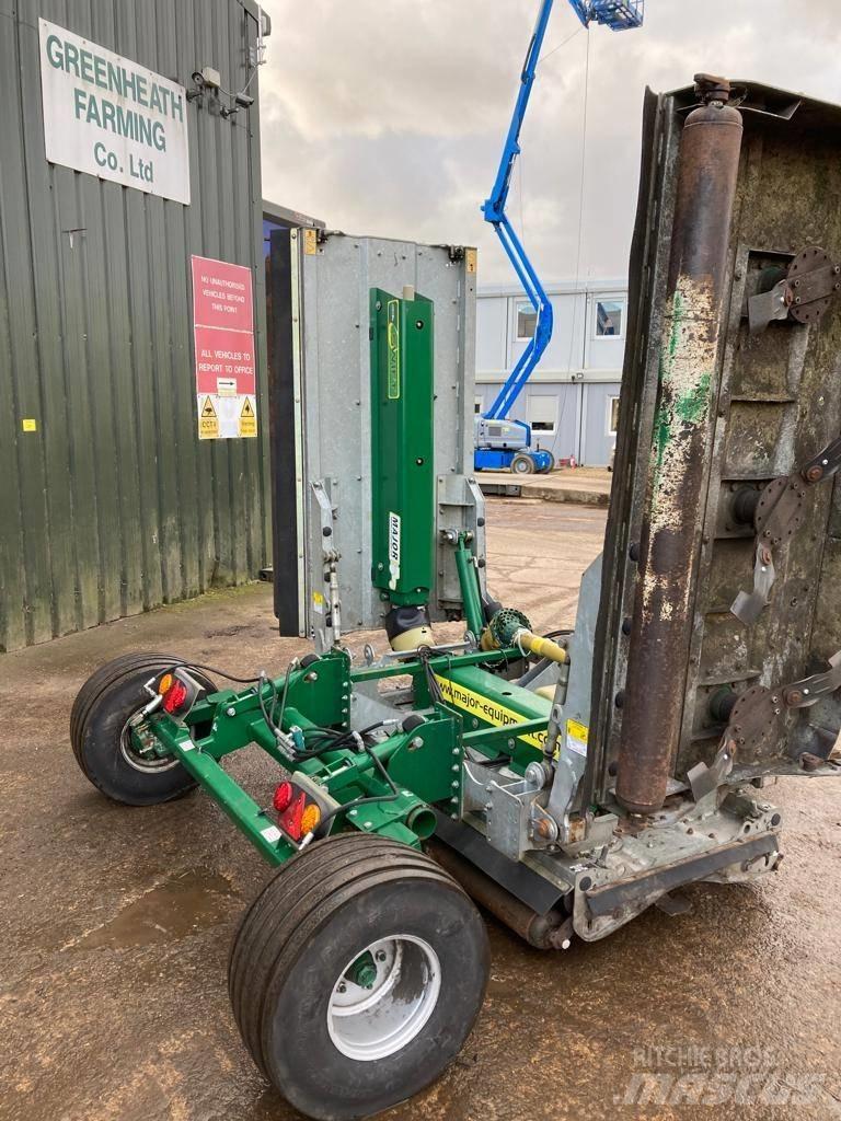 Major MJ71-600T Mulcher