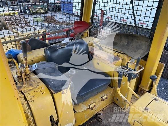 Komatsu D65E-6 Bulldozer