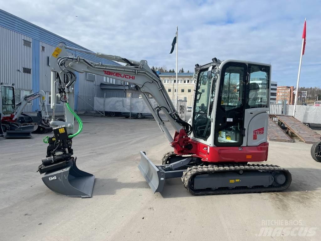 Takeuchi TB 335 R Minibagger < 7t