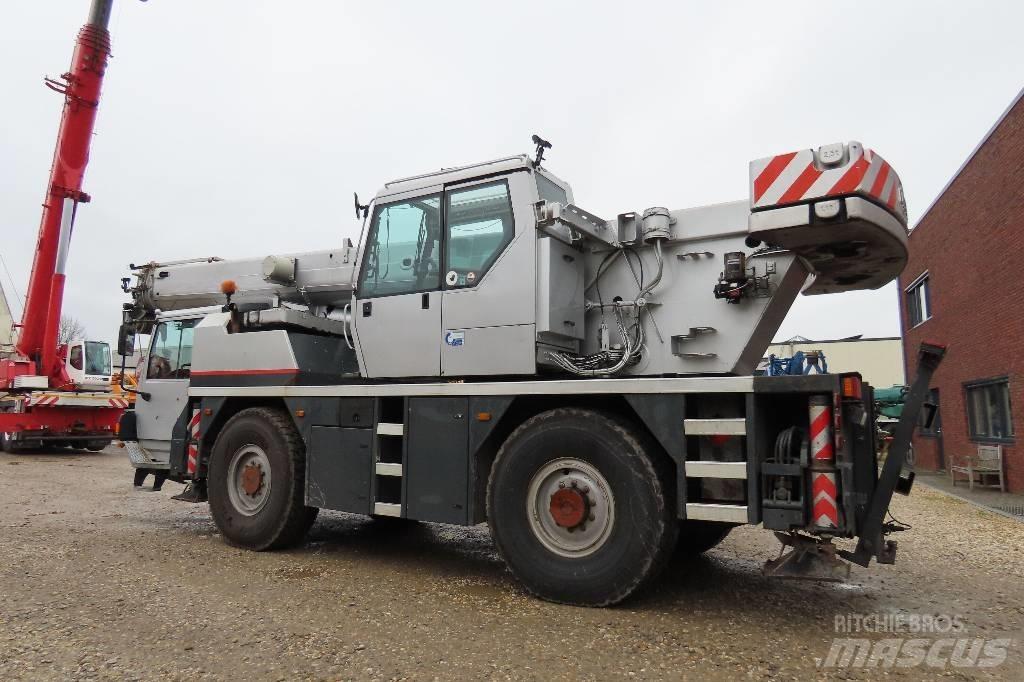 Liebherr LTM 1030-2 All-Terrain-Krane