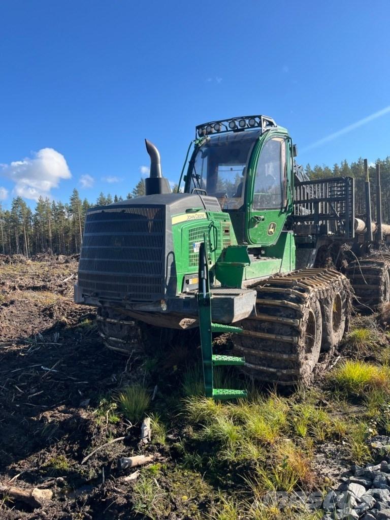 John Deere 1510G Forwarder