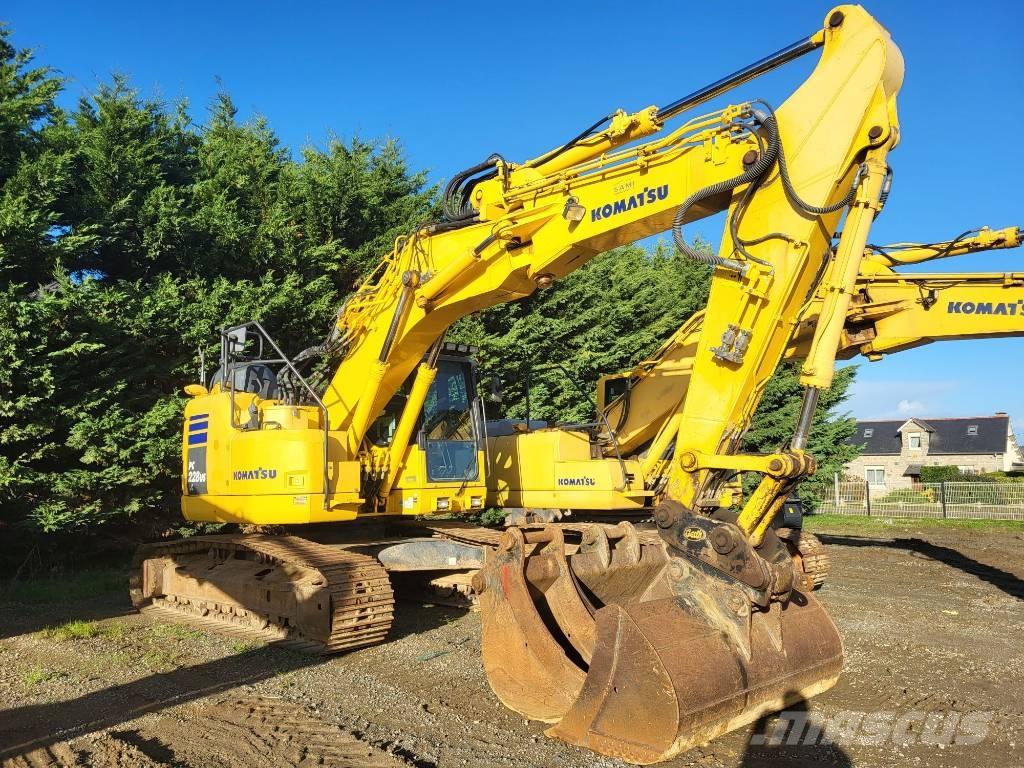 Komatsu PC228USLC-11 Raupenbagger