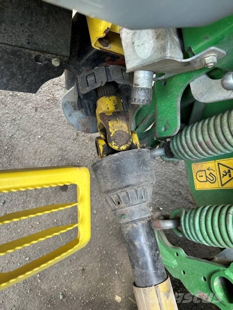 John Deere 8600 Selbstfahrende Häcksler
