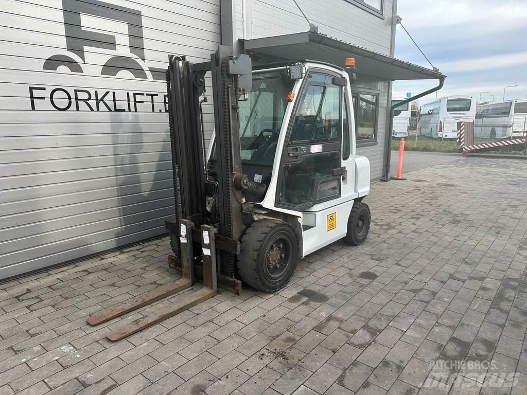 Nissan YG1D2A30Q Dieselstapler