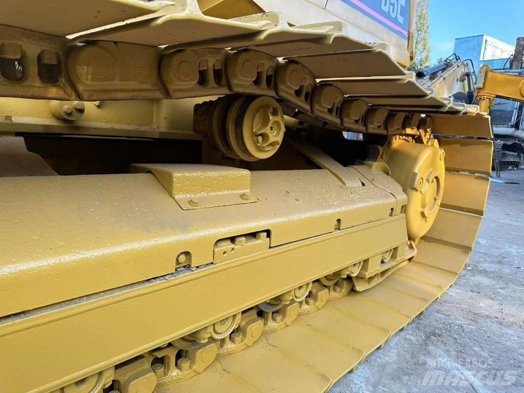 CAT D 5 C Bulldozer