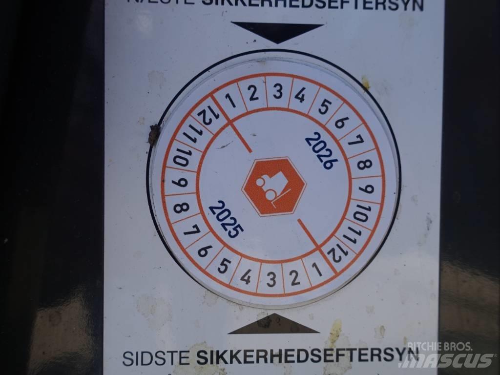 Nissan FGD 02A30Q Dieselstapler